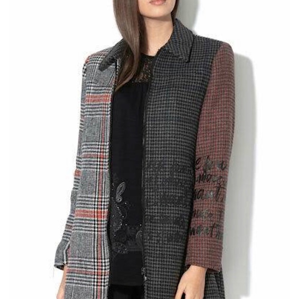 Fall jacket/ coat from Disigual size 44 / large .